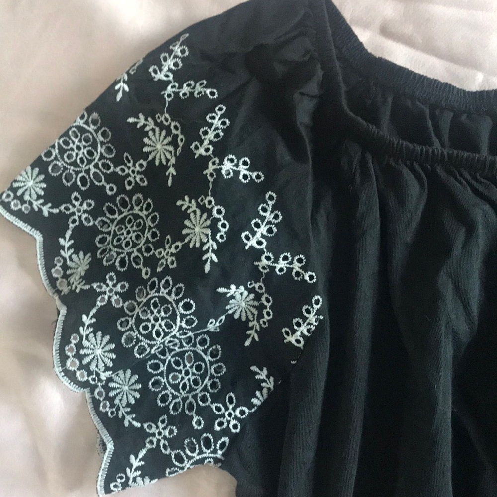 H&M Top - Picture 3 of 4